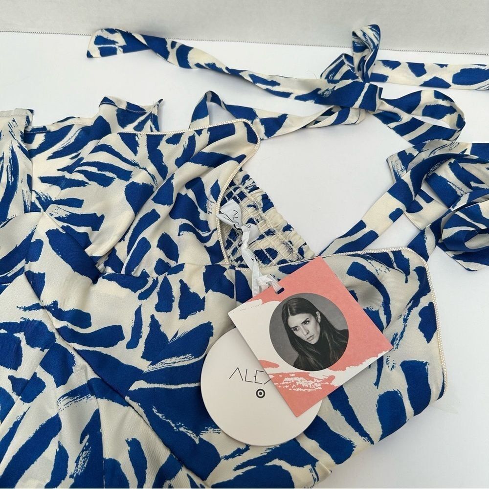 Alexis x Target NWT Blue Floral High Low Dress Shoulder Ties Smocked Back XXS